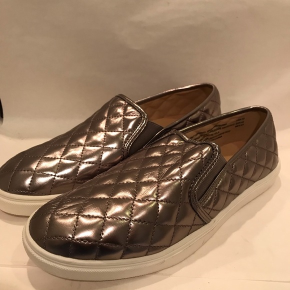 Metallic Sneakers - Picture 2 of 6